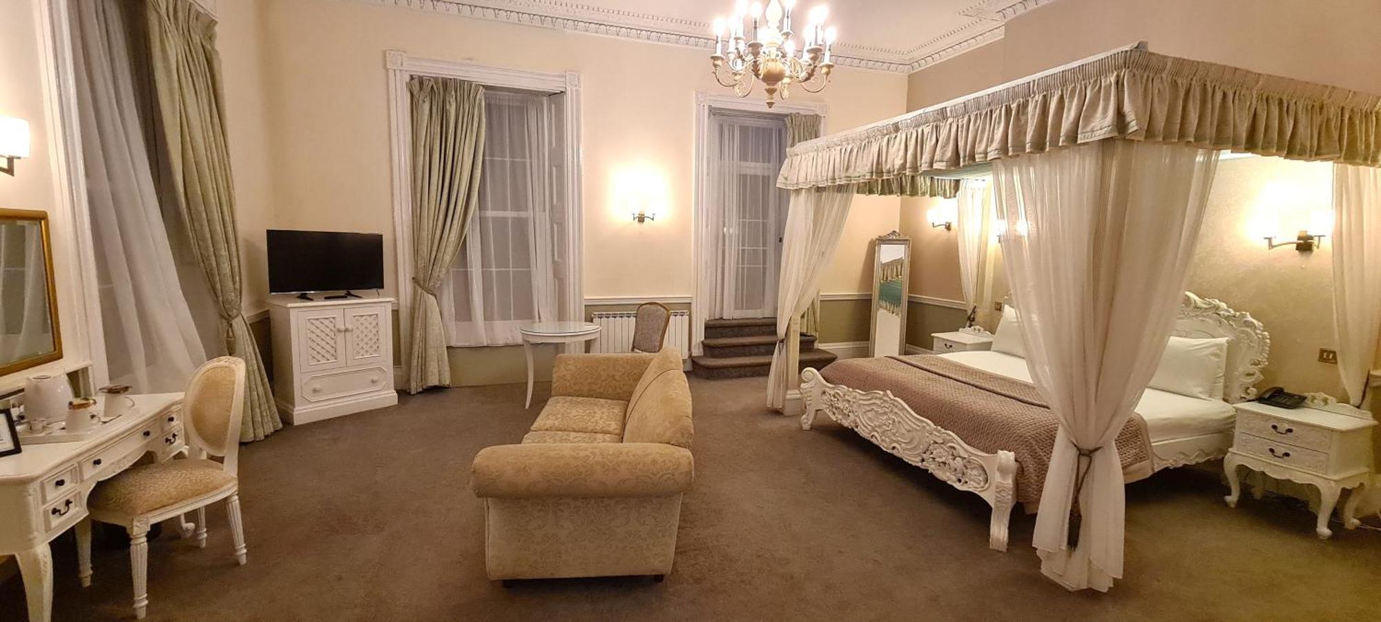 Manor Of Groves Hotel, Golf & Health Club Sawbridgeworth Esterno foto