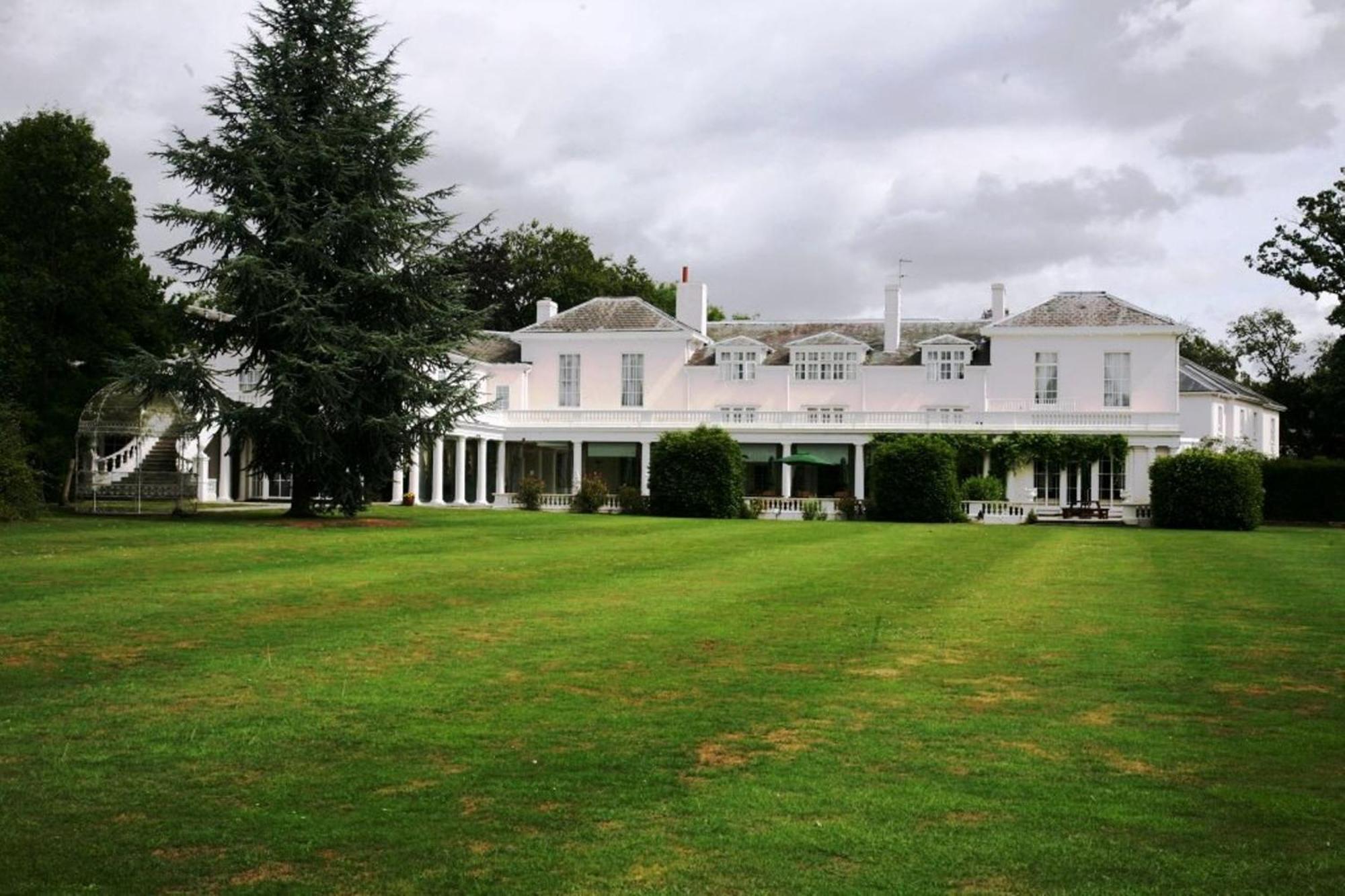 Manor Of Groves Hotel, Golf & Health Club Sawbridgeworth Esterno foto
