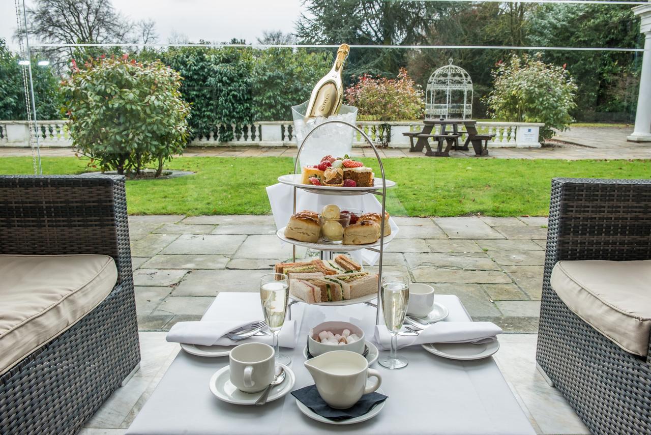 Manor Of Groves Hotel, Golf & Health Club Sawbridgeworth Esterno foto
