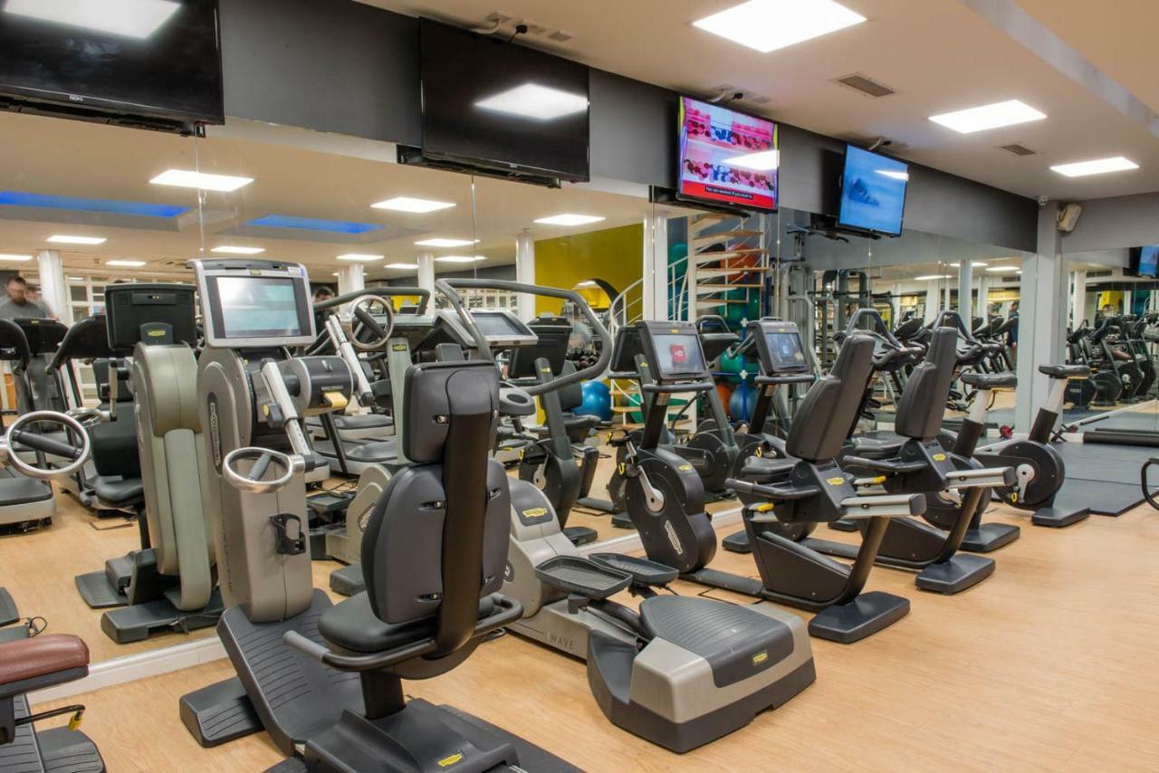Manor Of Groves Hotel, Golf & Health Club Sawbridgeworth Esterno foto